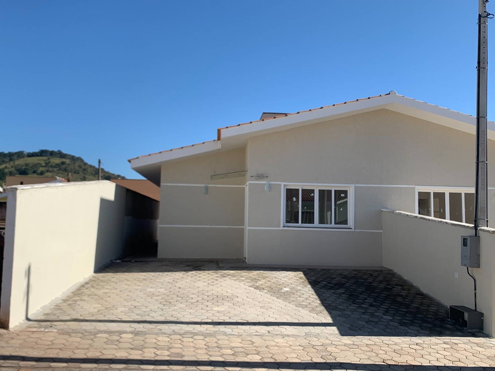 #101 - Casa em condomínio para Venda em Bom Jesus dos Perdões - SP