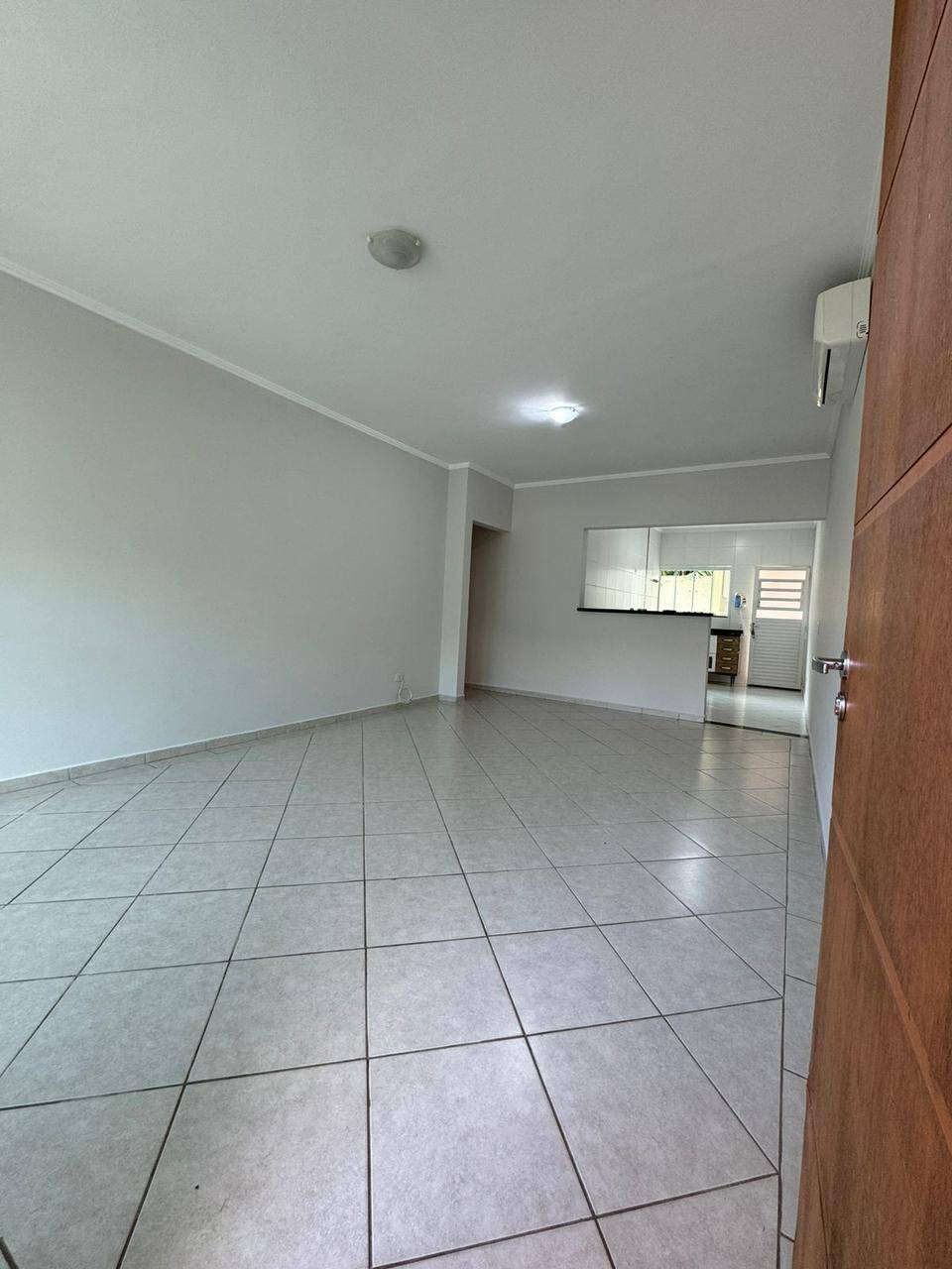 #164 - Casa para Locação em Atibaia - SP