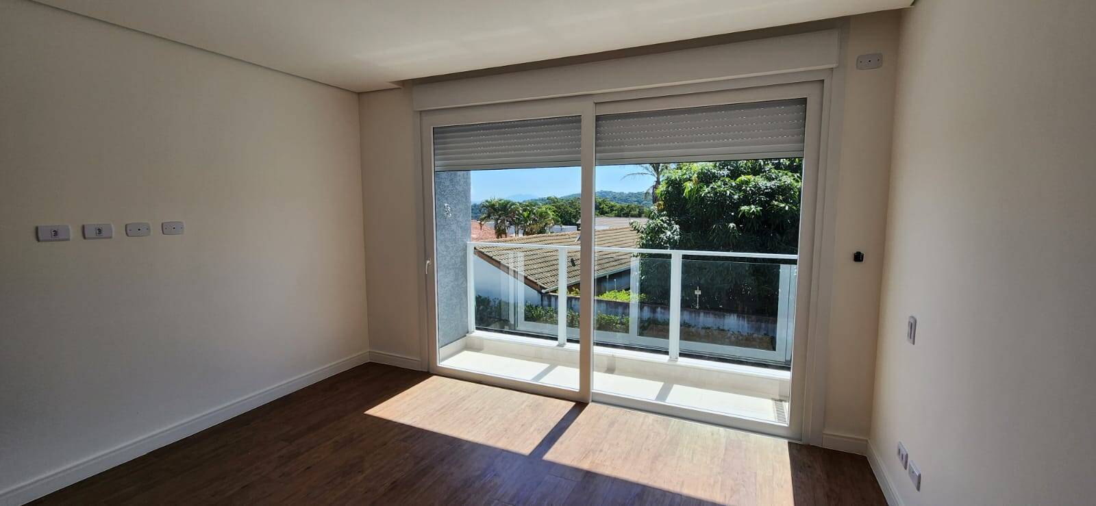 #83 - Villagio para Locação em Atibaia - SP