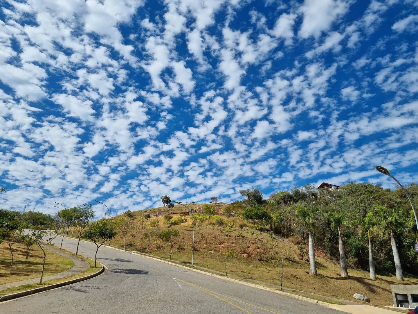 #250 - Terreno em condomínio para Venda em Atibaia - SP