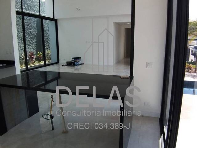 Casa para Venda em Atibaia - 5