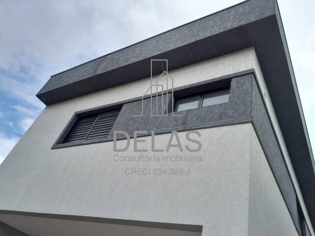 #50 - Casa para Venda em Atibaia - SP