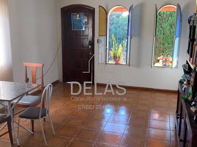 Casa para Venda em Atibaia - 2