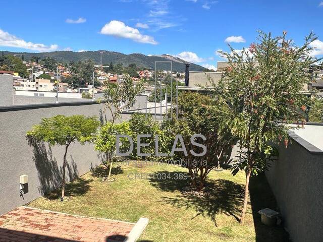 Sobrado para Venda em Atibaia - 4