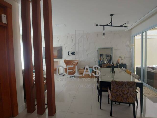 Casa para Venda em Atibaia - 5