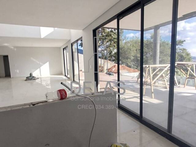 Casa em condomínio para Venda em Atibaia - 2